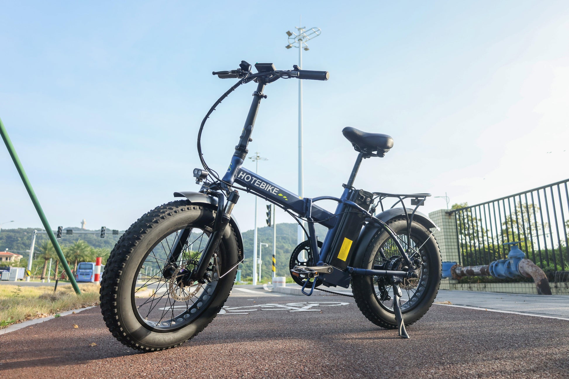 Folding fat tyre e-bike-model: A7AM20 - Fedeli Ebikes