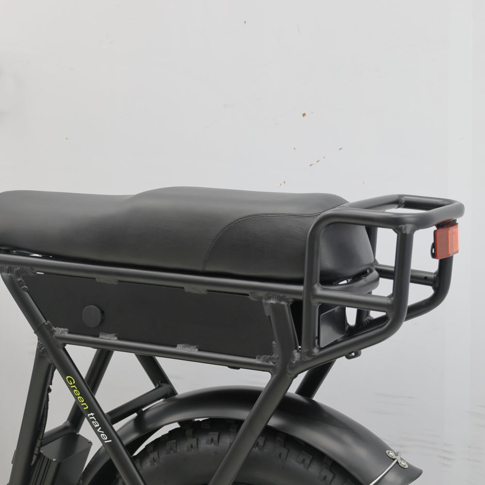 Model S733 – Matt Black Muscle with All-Terrain Grip
